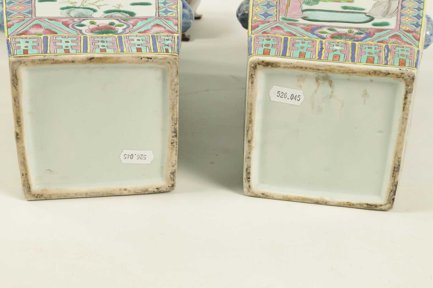 A PAIR OF CHINESE REPUBLIC FAMILLE VERTE SQUARE SECTION VASES - Image 15 of 16