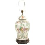 A 20TH CENTURY CHINESE FAMILLE VERTE VASE AND COVER