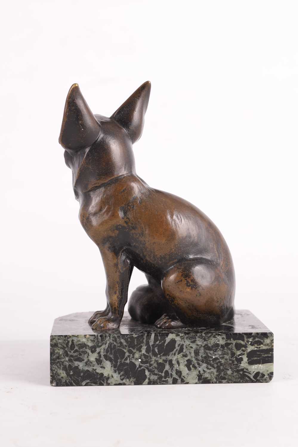 AN EARLY 20TH CENTURY VIENNESE PATINATED BRONZE SCULPTURE - Image 5 of 6