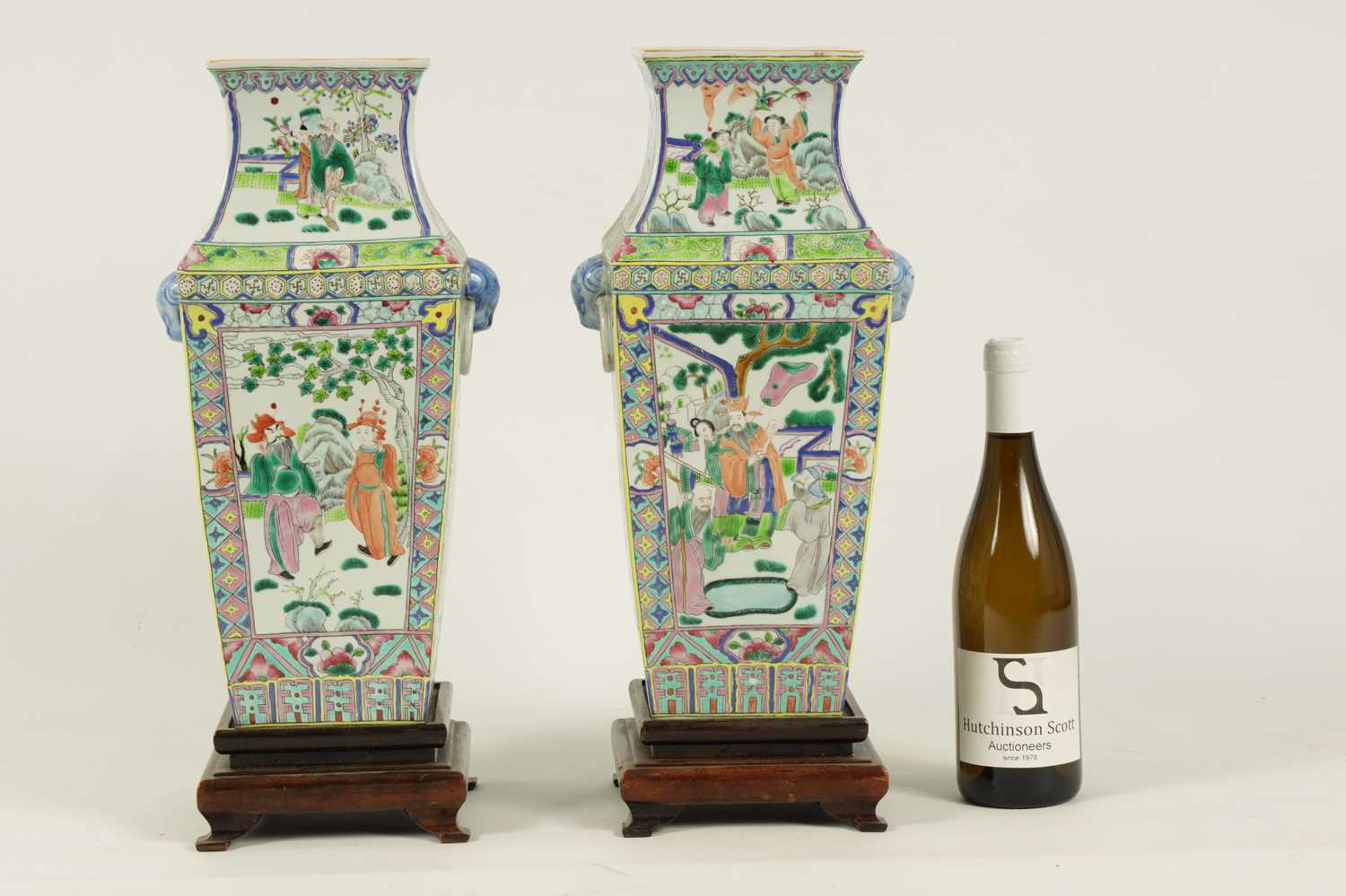 A PAIR OF CHINESE REPUBLIC FAMILLE VERTE SQUARE SECTION VASES - Image 3 of 16