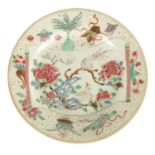 AN 18TH CENTURY CHINESE POLYCHROME PLATE