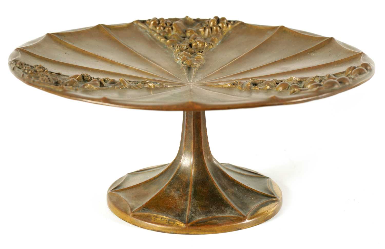 LE ROYER (1858 - 1939) AN ART NOUVEAU CAST BRONZE TABLE TAZZA
