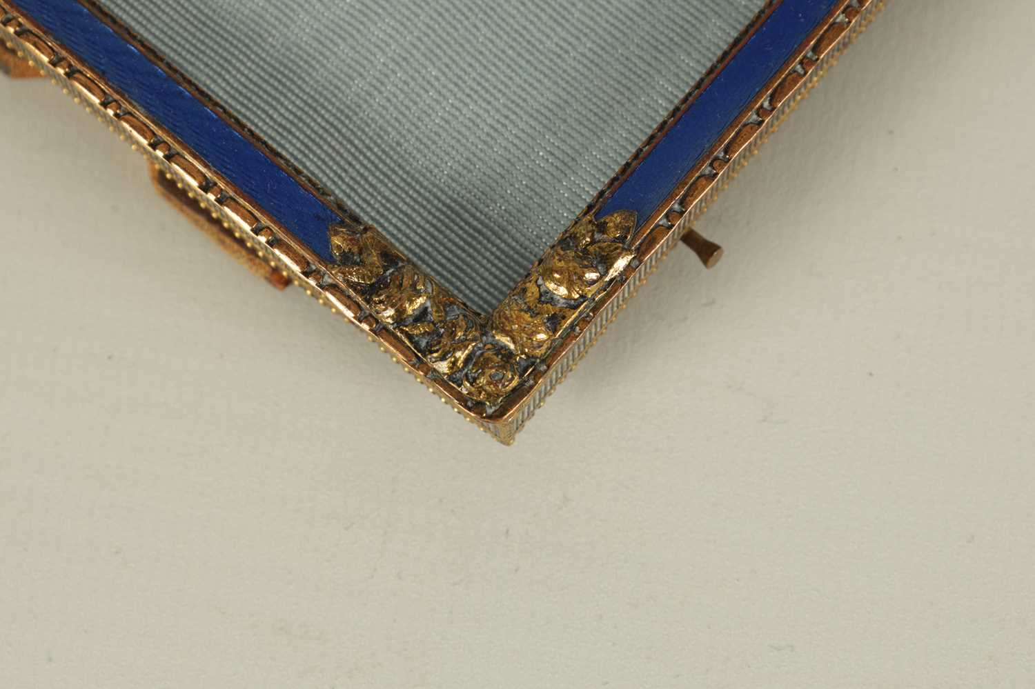 A 19TH CENTURY FRENCH GILT BRASS AND BLUE GUILLOCHE ENAMEL PICTURE FRAME OF SMALL SIZE - Image 3 of 5