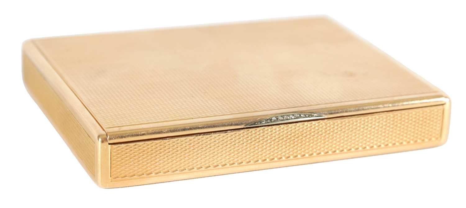 AN EARLY 20TH CENTURY FABERGE 14CT GOLD AND DIAMOND CIGARETTE CASE , WORKMASTER HENRIK WIGSTROM (186