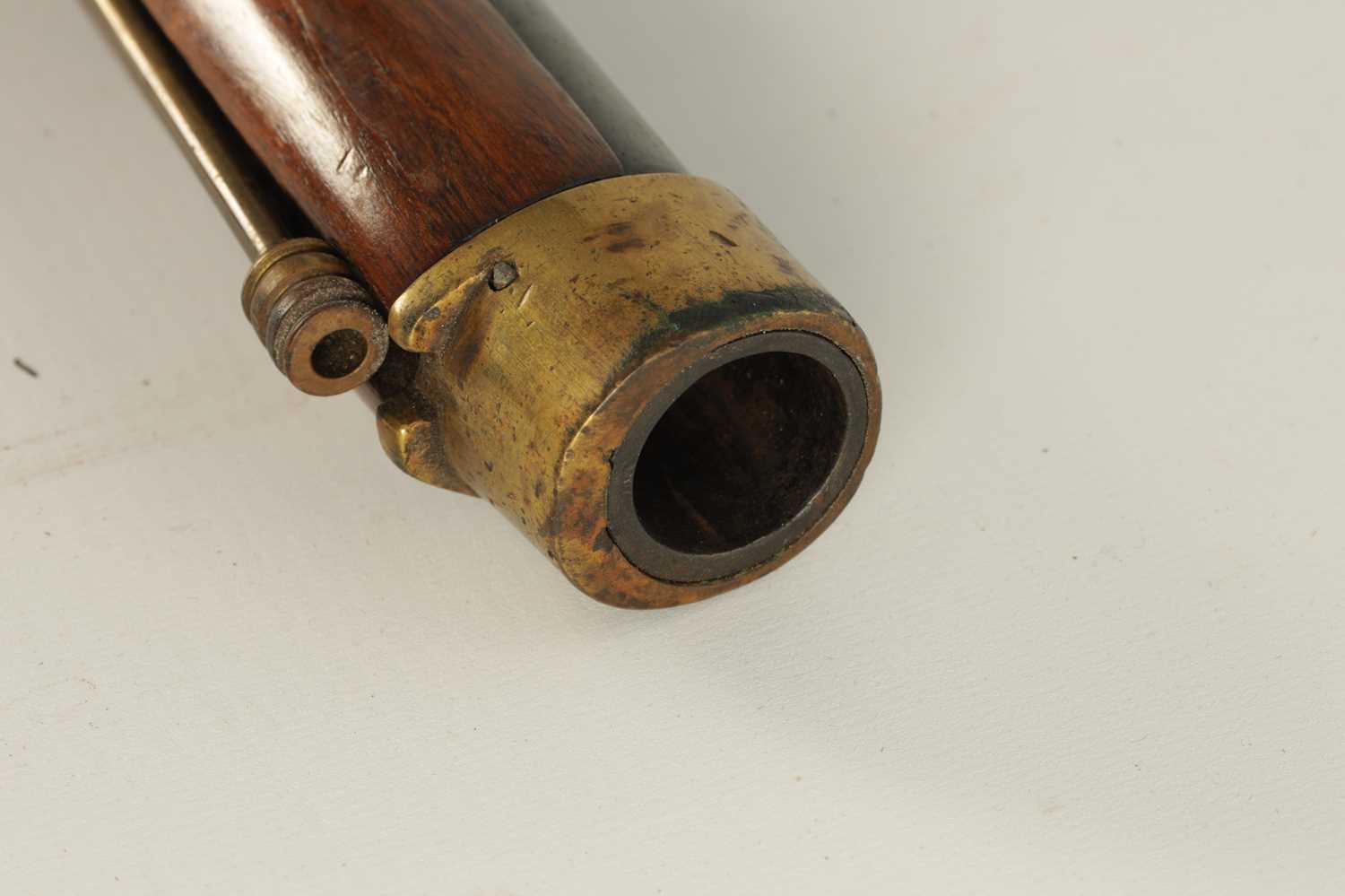 A RARE EIGHT BORE ISAAC HOLLIS, TWO BAND ENFIELD MILITARY GUN - Image 6 of 7