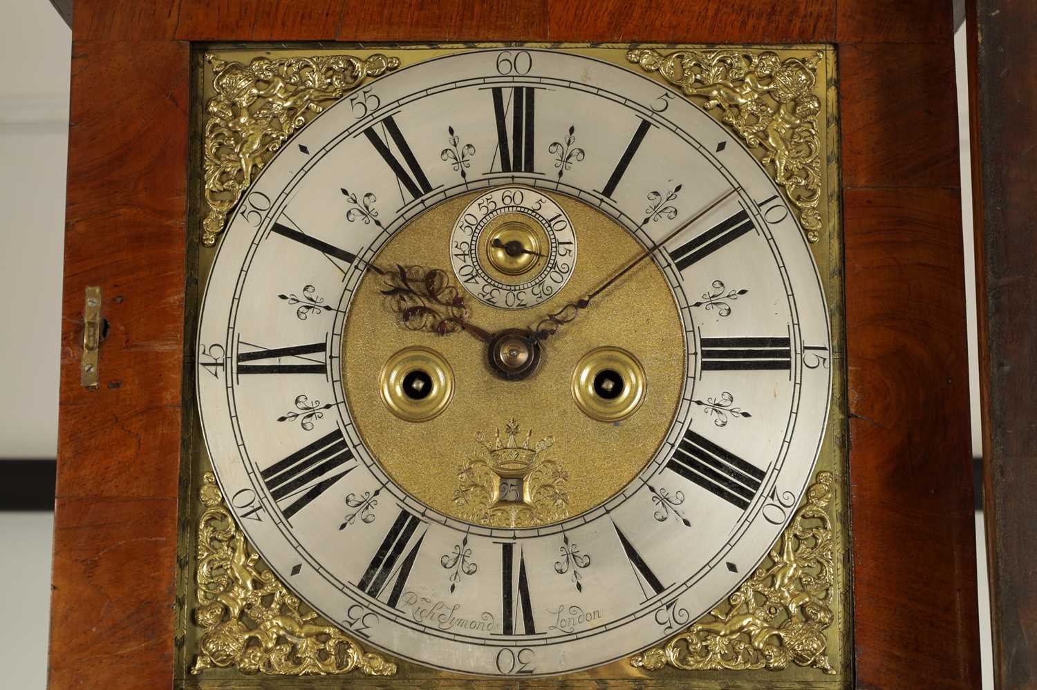 RICHARD SYMONDS, LONDON. A QUEEN ANNE FIGURED WALNUT EIGHT-DAY LONGCASE CLOCK - Image 9 of 10