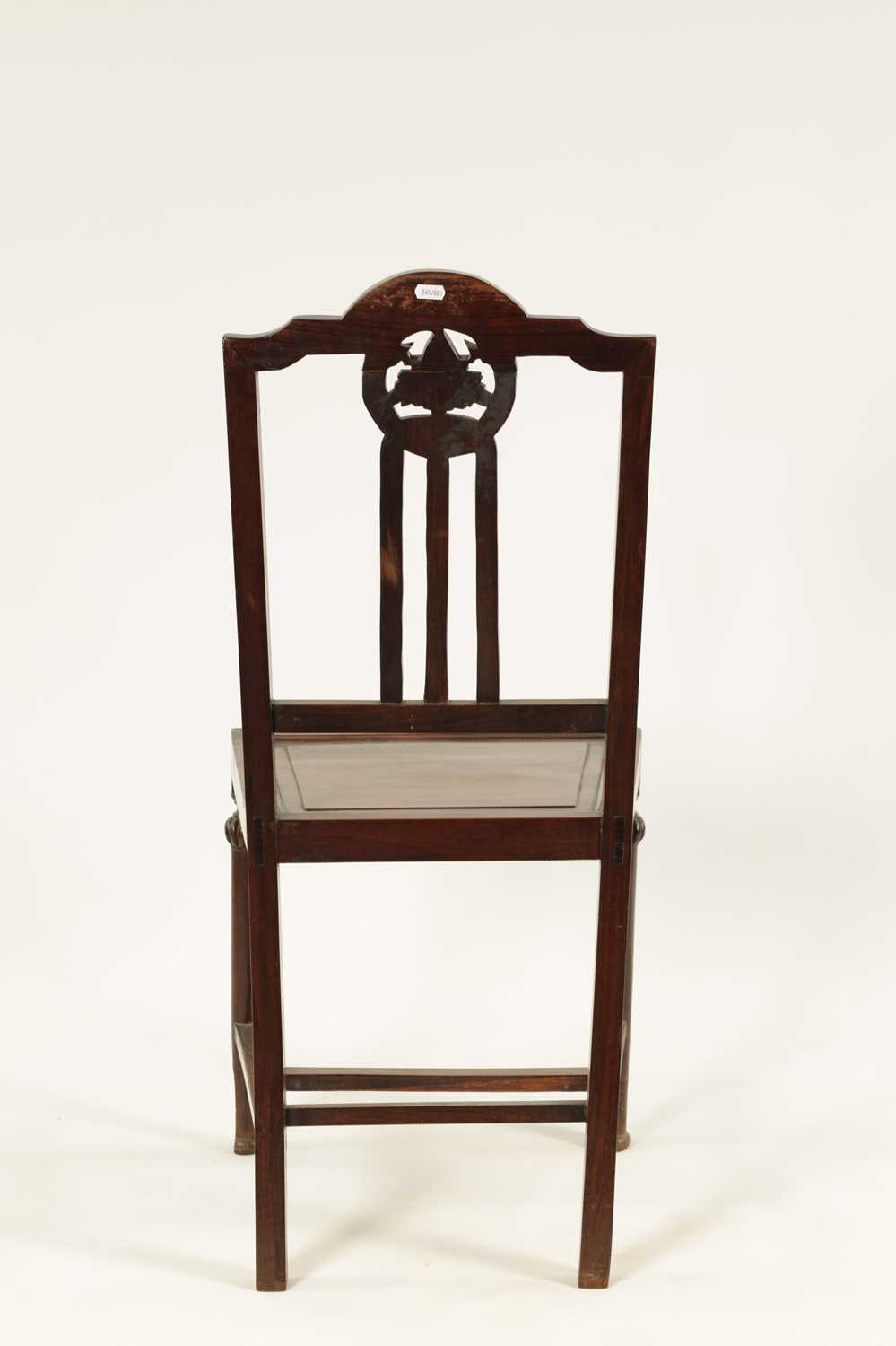 A GOOD PAIR OF 19TH CENTURY CHINESE HARDWOOD SIDE CHAIRS - Image 7 of 11