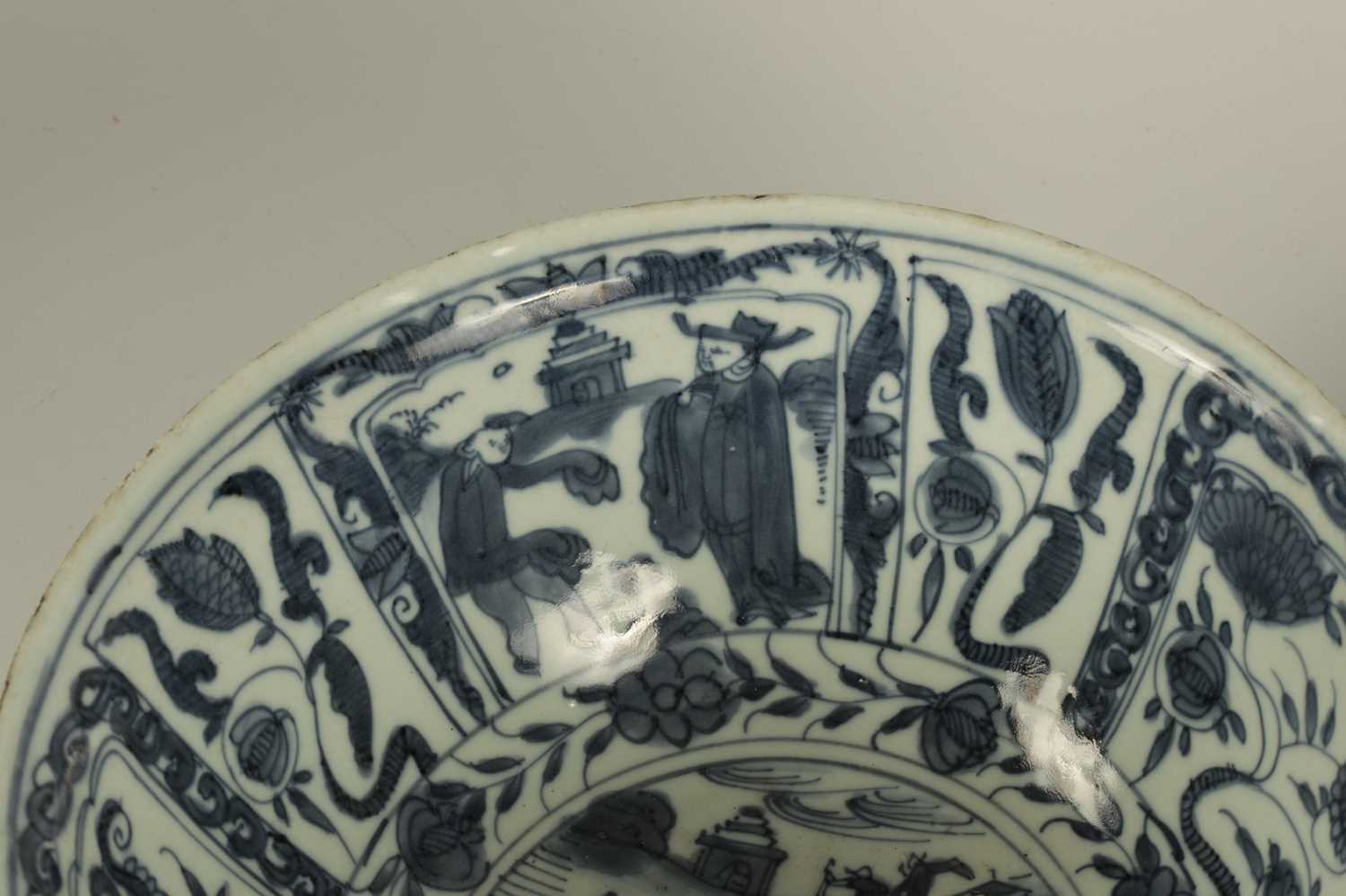 TWO 18TH CENTURY CHINESE BLUE AND WHITE PORCELAIN BOWLS - Image 3 of 12