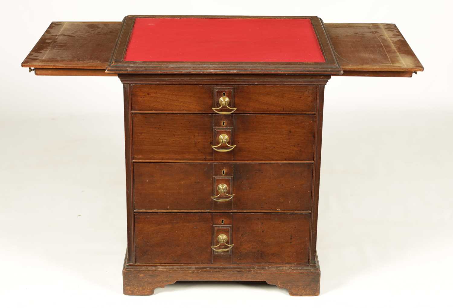 AN UNUSUAL LATE 19TH CENTURY WALNUT SMALL CHEST OF DRAWERS BY E. WALKER CABINETMAKER AND DATED 1893 - Image 4 of 7
