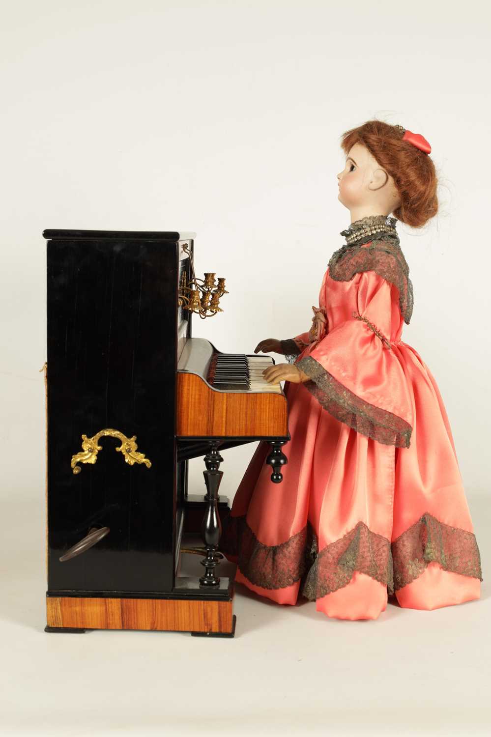 A RARE 19TH CENTURY FRENCH AUTOMATON MUSIC BOX - Image 6 of 13