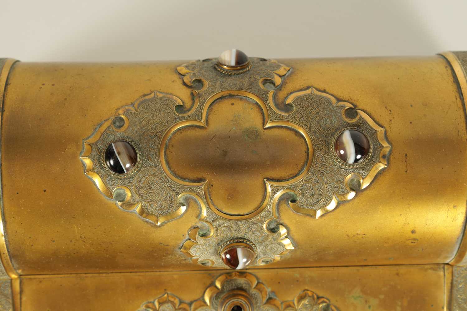 A 19TH CENTURY GILT BRONZE WRITING SLOPE - Image 4 of 12