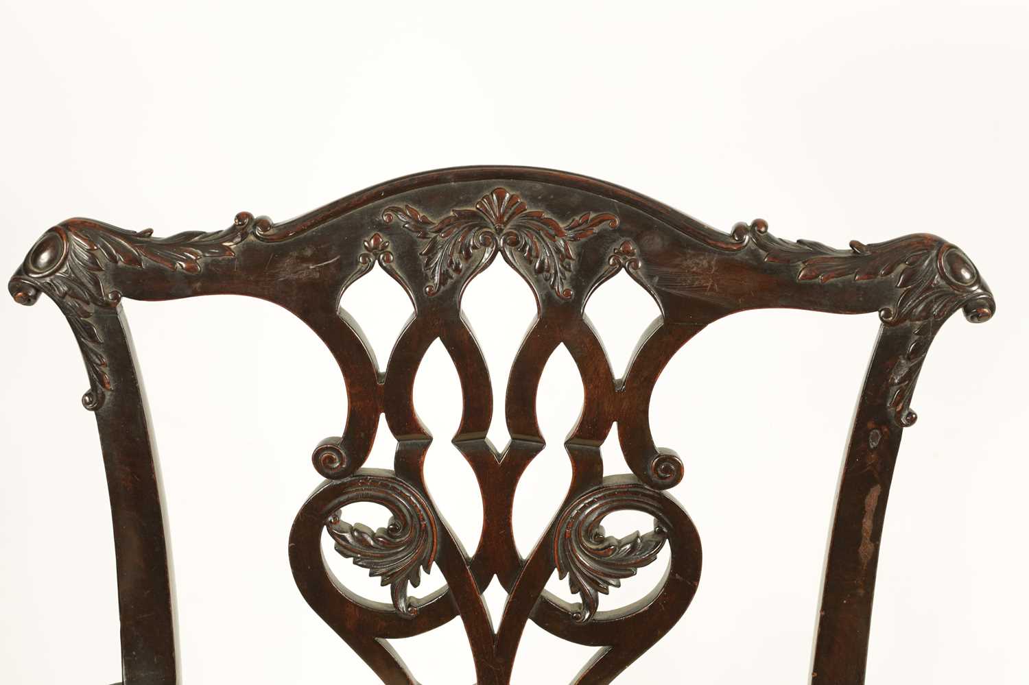 A GEORGE III CARVED MAHOGANY CHIPPENDALE STYLE OPEN ARMCHAIR - Image 11 of 14