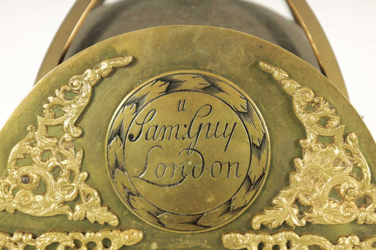 SAMUEL GUY, LONDON. AN EARLY 18TH CENTURY BRASS LANTERN CLOCK - Image 5 of 7