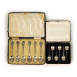 A CASED SET OF EDWARD VII SILVER AND ENAMELLED TEASPOONS