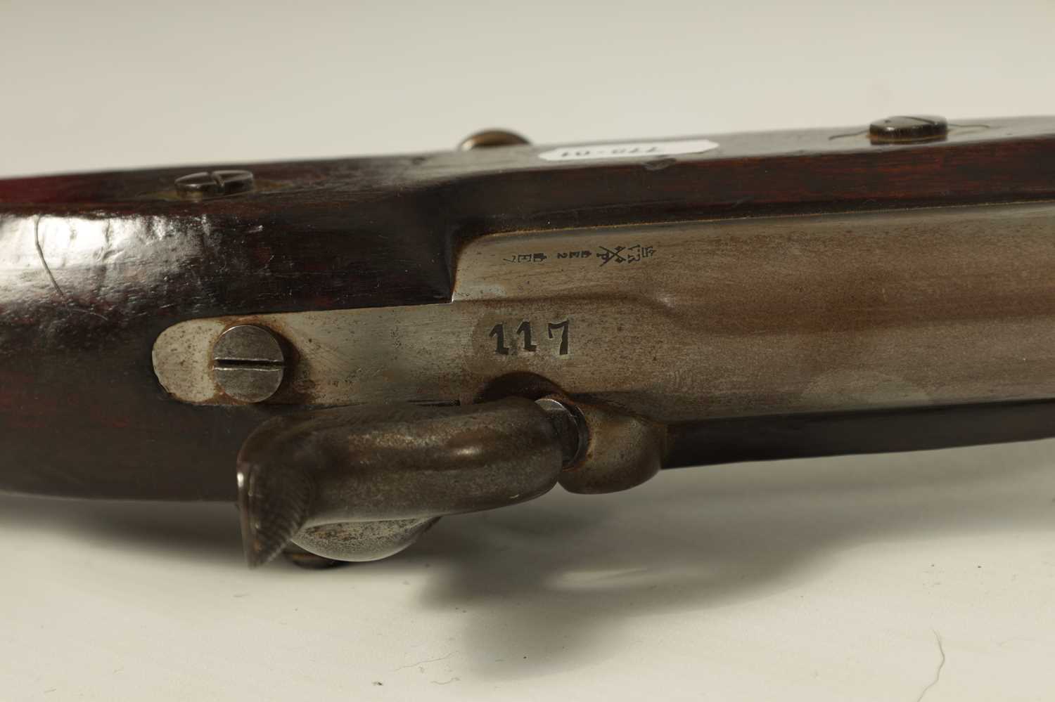 A MID 19TH CENTURY ENFIELD 1859 PATTERN PERCUSSION THREE BAND MUSKET - Image 11 of 15