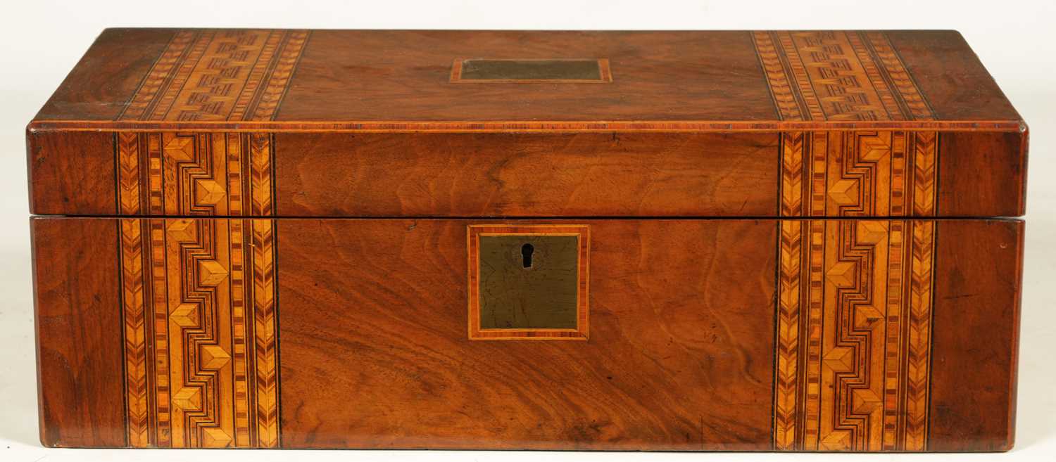 A 19TH CENTURY INLAID WALNUT WRITING BOX - Image 3 of 13