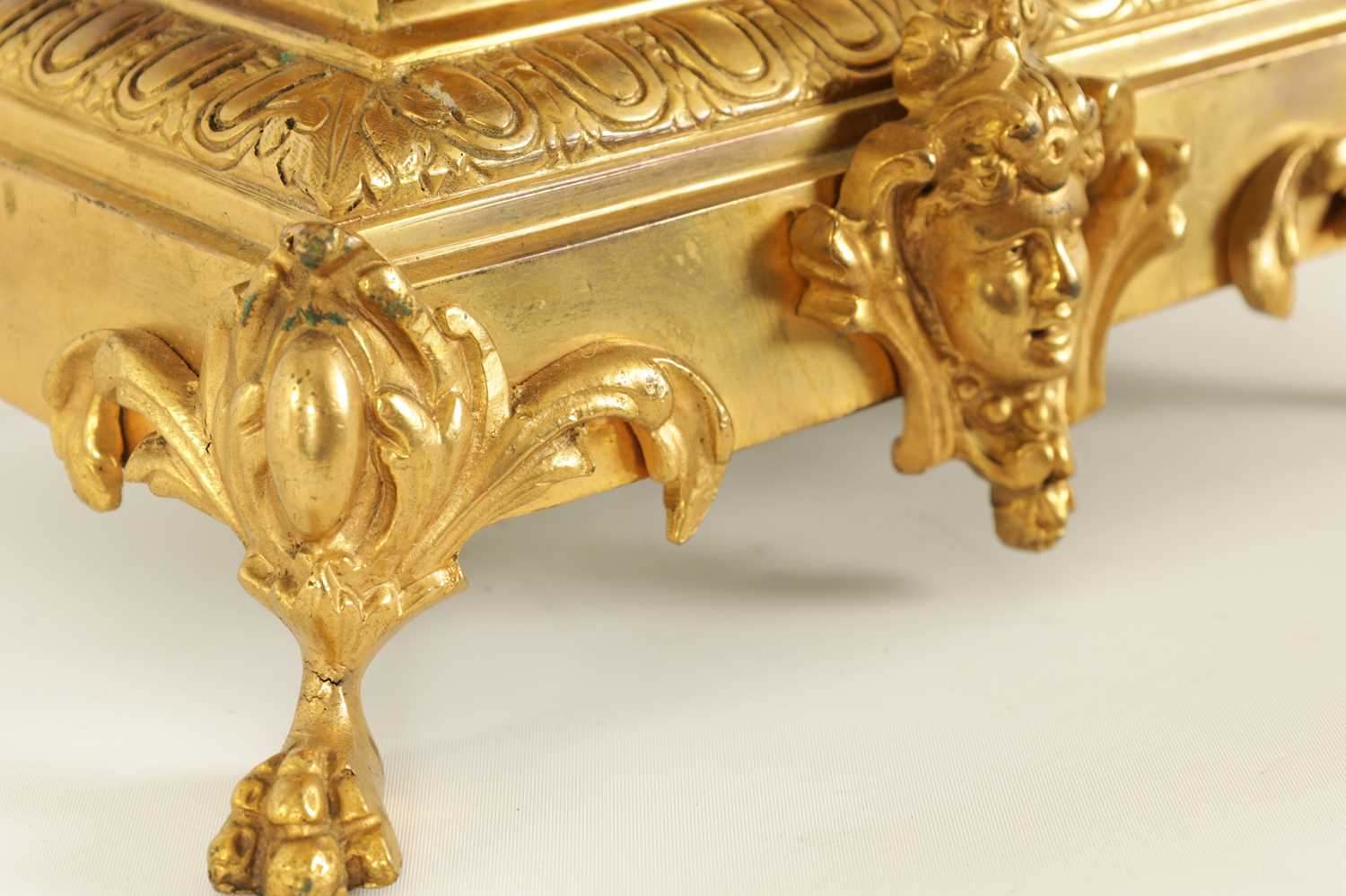 RICHOND. A LATE 19TH CENTURY FRENCH ORMOLU MANTEL CLOCK - Image 6 of 9