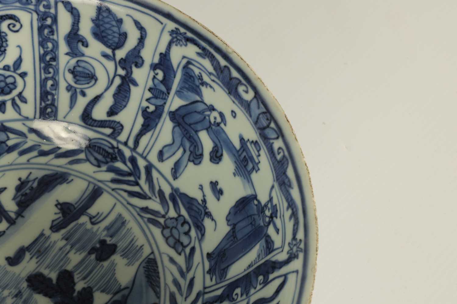 TWO 18TH CENTURY CHINESE BLUE AND WHITE PORCELAIN BOWLS - Image 8 of 12