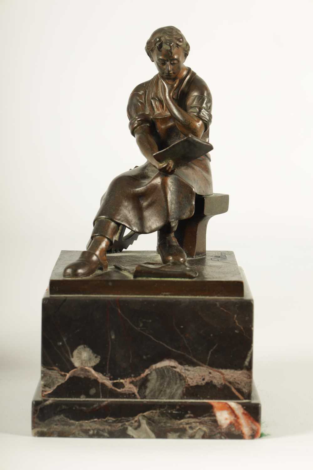 AN EARLY 20TH CENTURY FIGURAL BRONZE SCULPTURE OF AN INDUSTRIALIST - Image 6 of 11