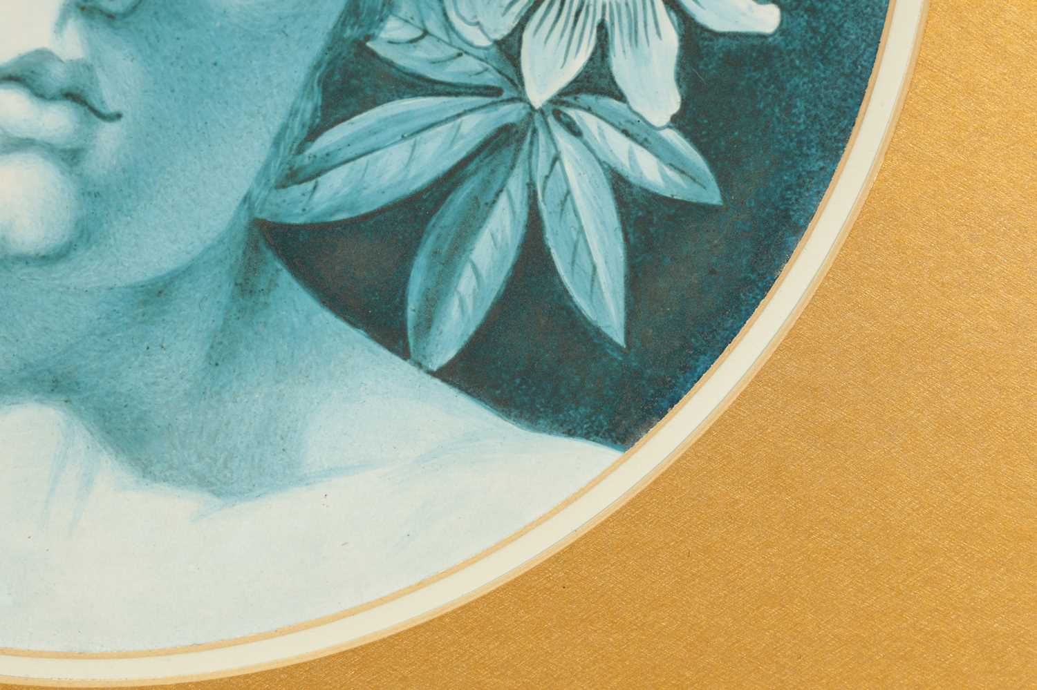 AN EARLY 20TH CENTURY ARTS AND CRAFTS MINTON CIRCULAR PORCELAIN PLAQUE - Image 2 of 6