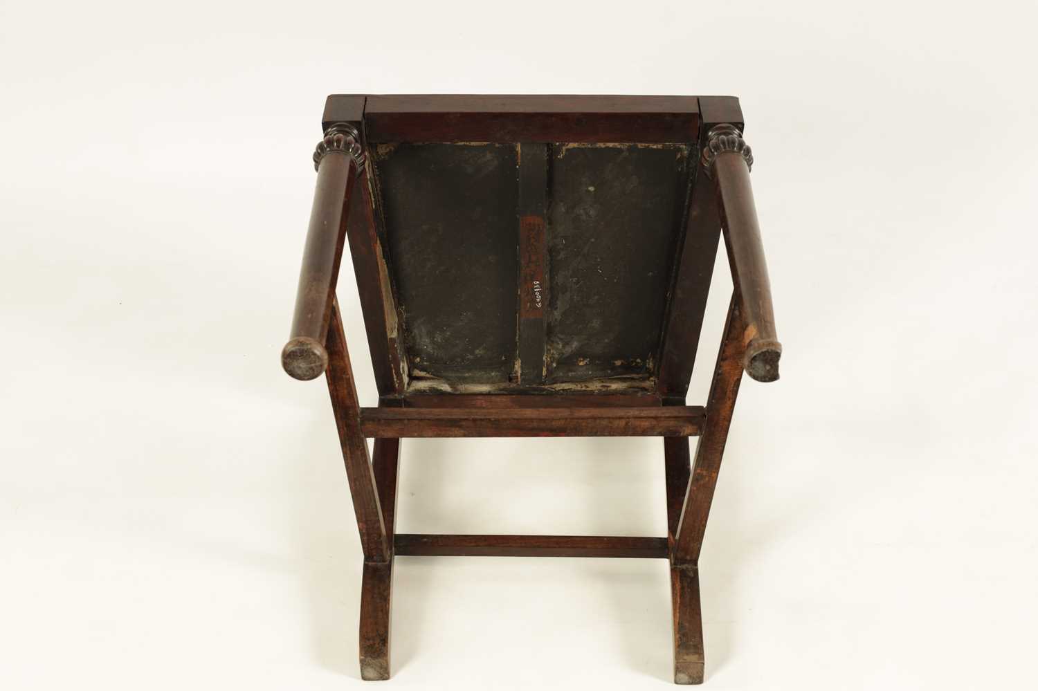 A GOOD PAIR OF 19TH CENTURY CHINESE HARDWOOD SIDE CHAIRS - Image 9 of 11