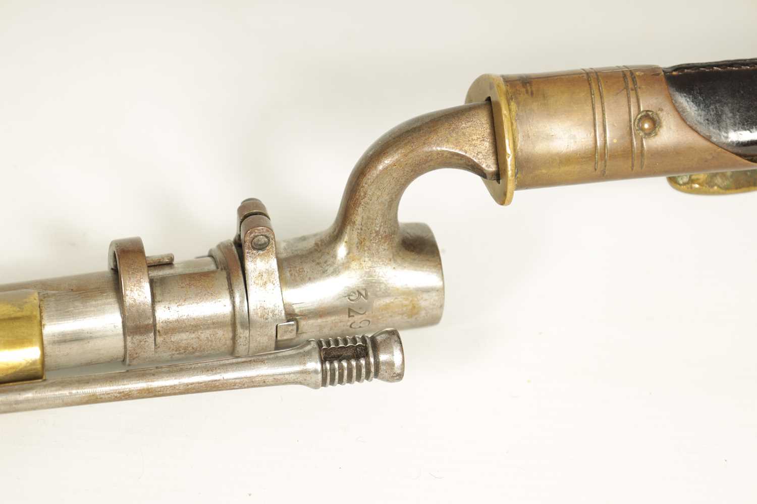 A MID 19TH CENTURY ENFIELD 1859 PATTERN PERCUSSION THREE BAND MUSKET - Image 8 of 15