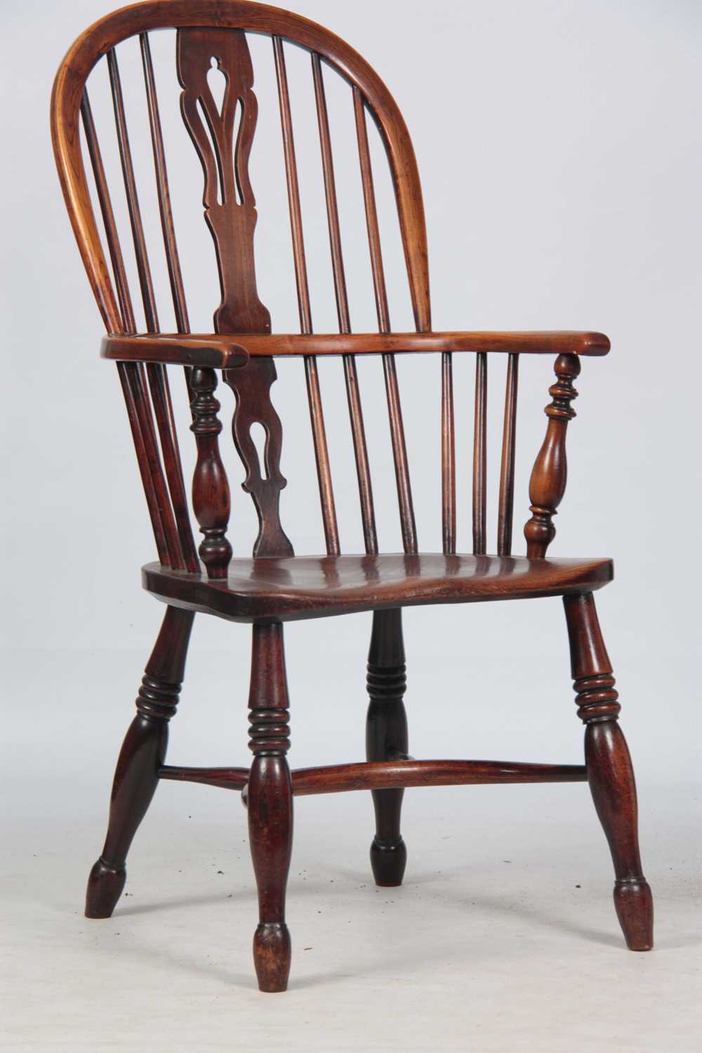 J. SPENCER A 19TH CENTURY NOTTINGHAMSHIRE ASH AND ELM HIGH-BACK WINDSOR ARMCHAIR - Image 4 of 5