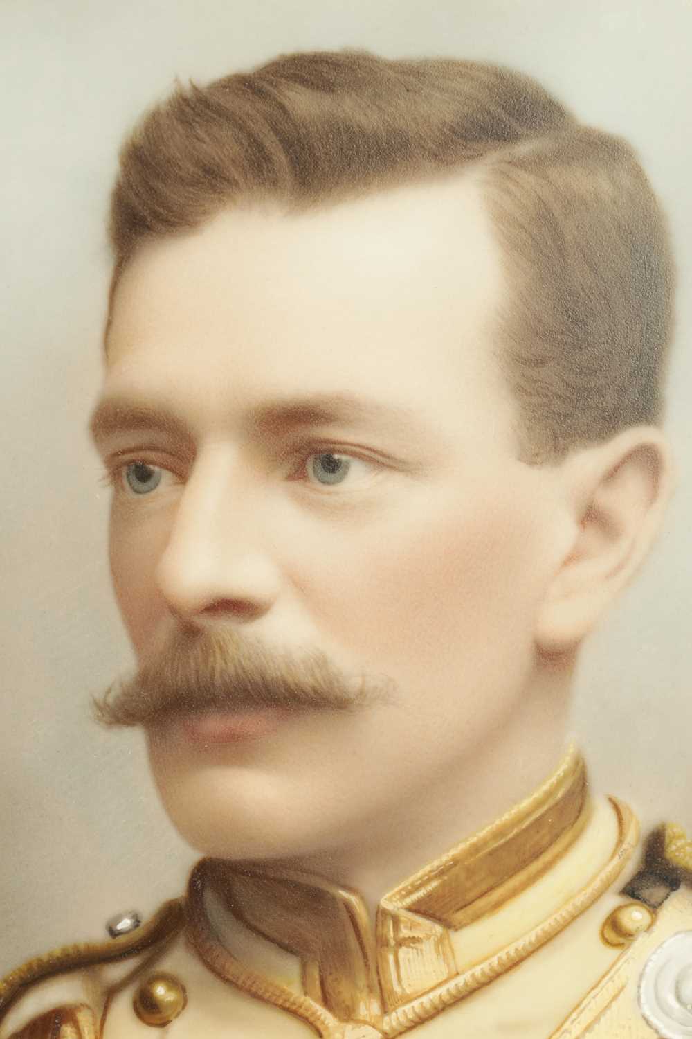 A 19TH CENTURY HAND-TINTED OPALOTYPE PORTRAIT BY RUSSELL, LONDON - Image 2 of 5