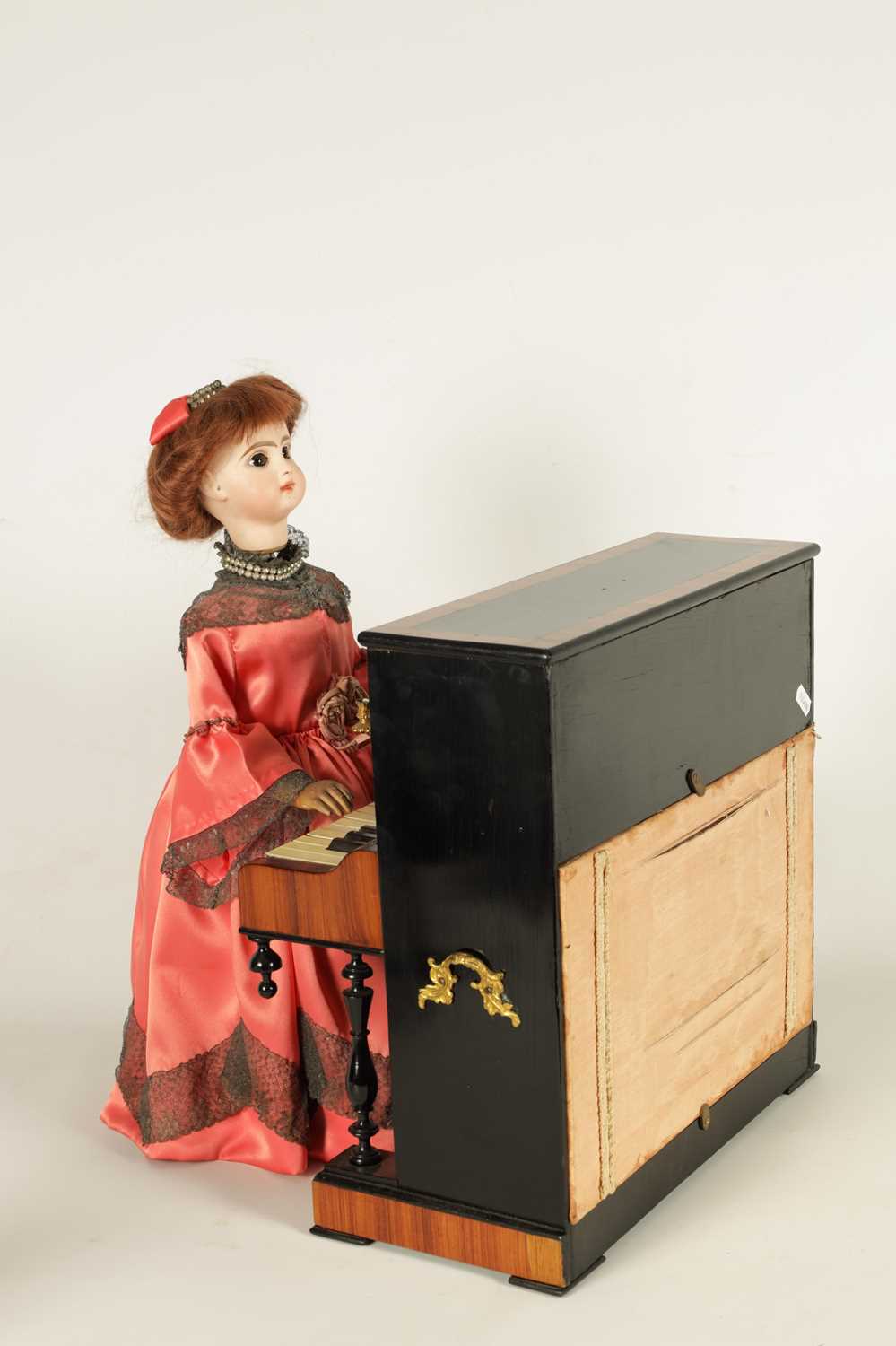 A RARE 19TH CENTURY FRENCH AUTOMATON MUSIC BOX - Image 8 of 13