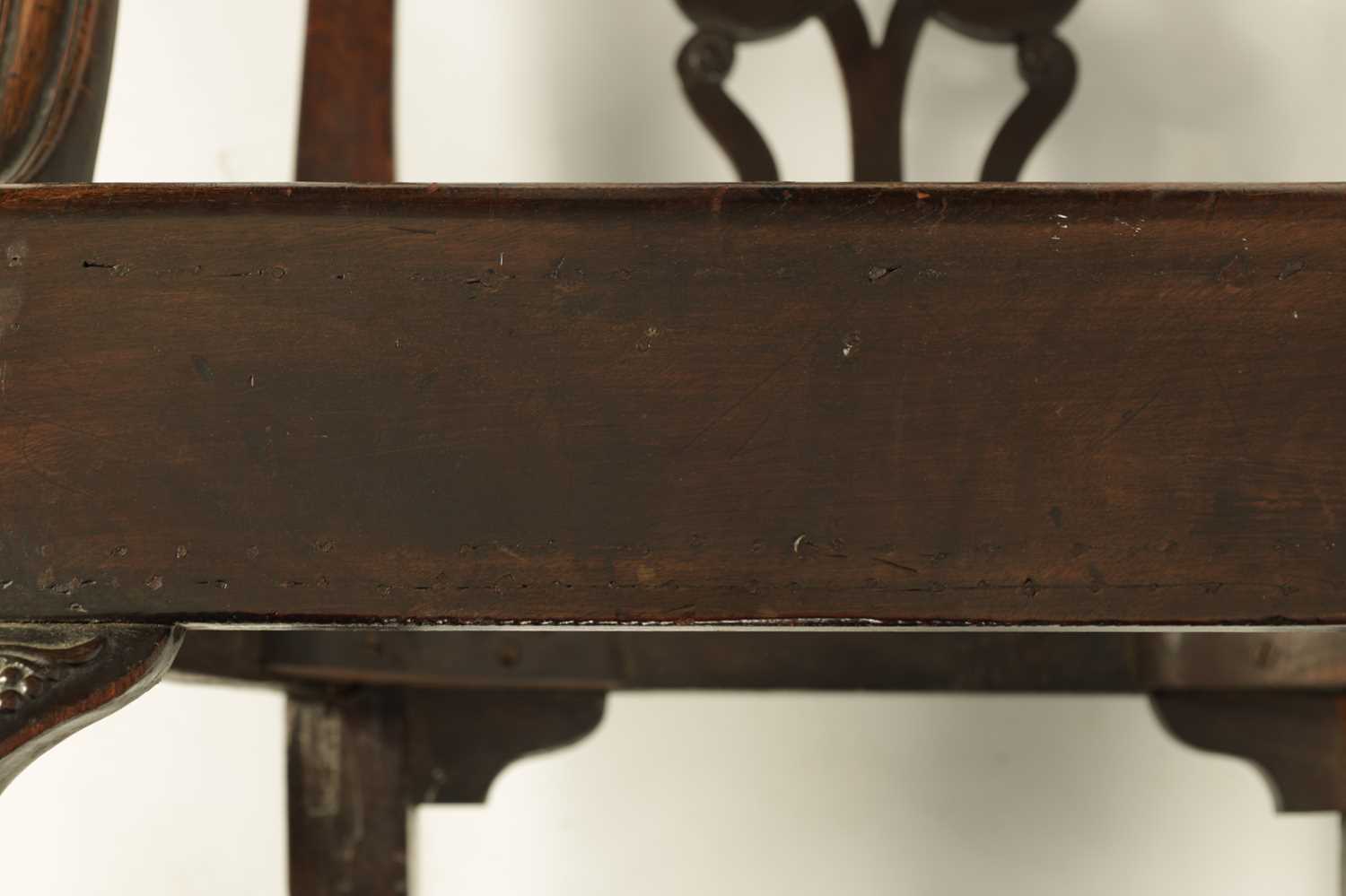 A GEORGE III CARVED MAHOGANY CHIPPENDALE STYLE OPEN ARMCHAIR - Image 7 of 14