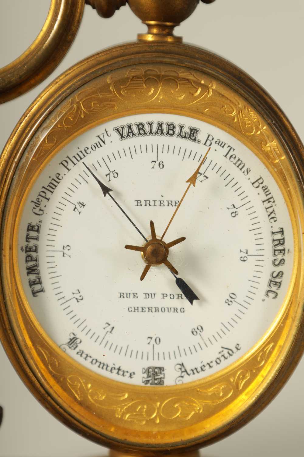 A LATE 19TH CENTURY FRENCH ORMOLU AND ROUGE MARBLE DESK COMPENDIUM CARRIAGE CLOCK - Image 7 of 8