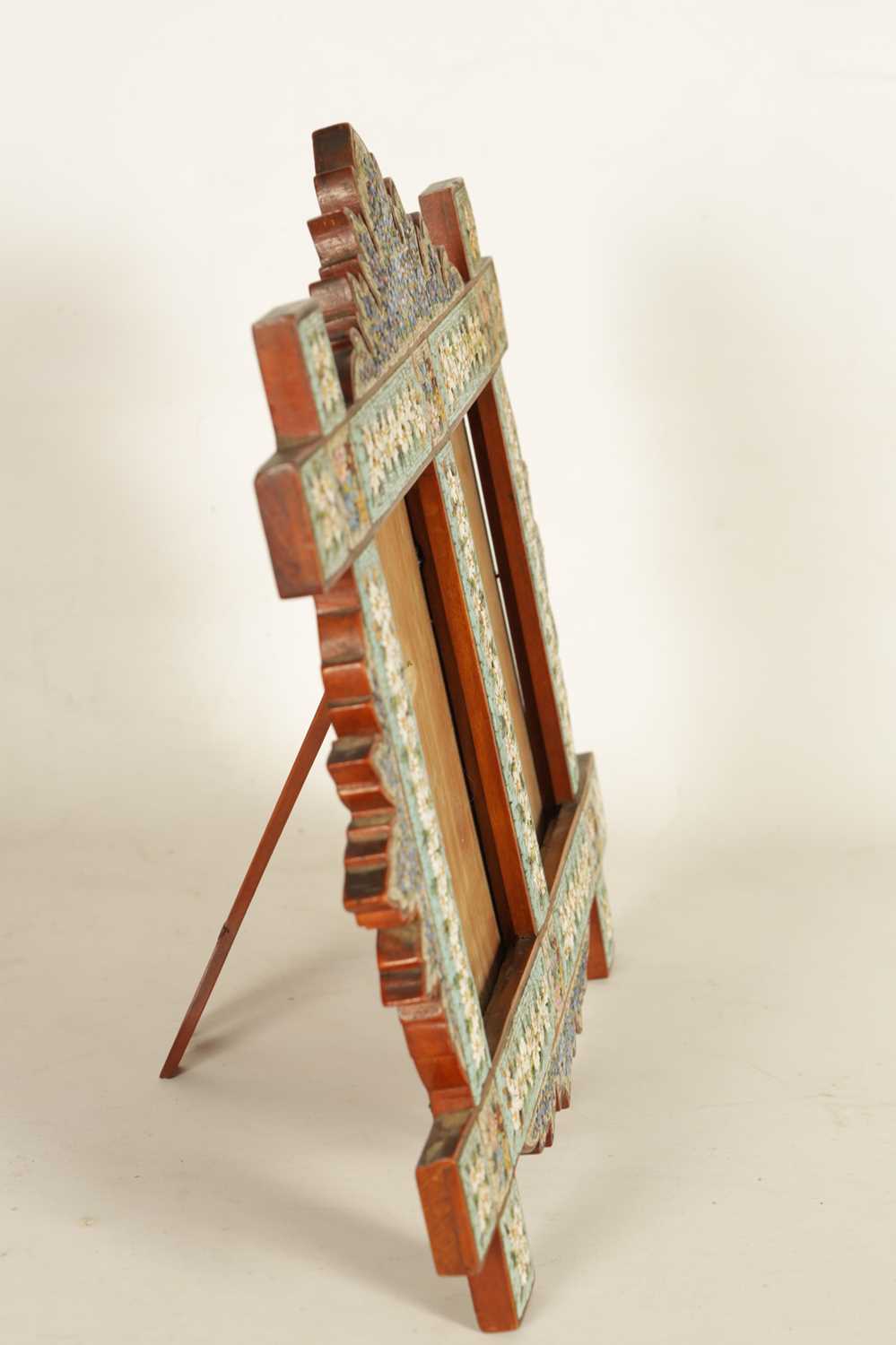 A 19TH CENTURY ITALIAN MICRO-MOSAIC DOUBLE PICTURE FRAME - Image 10 of 12