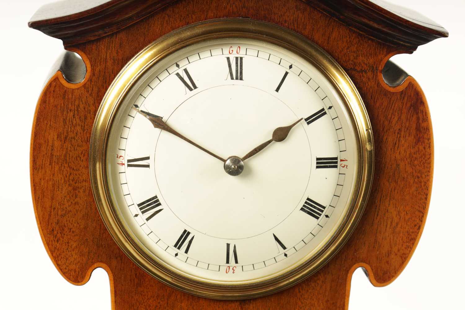 AN EDWARDIAN ART NOUVEAU STYLE BOXWOOD STRUNG AND MAHOGANY INLAID MANTEL CLOCK - Image 3 of 9