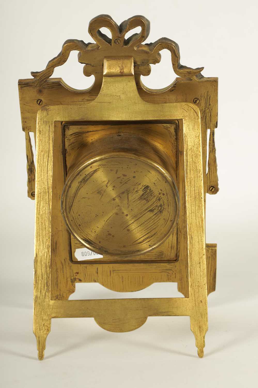 A LATE 19TH CENTURY FRENCH BRONZE AND ORMOLU STRUT CLOCK - Image 7 of 9