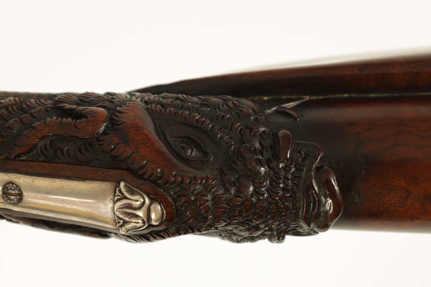 A FINE EARLY 19TH CENTURY PRESENTATION TYPE SILVER MOUNTED DOUBLE BARREL FLINTLOCK SHOTGUN BY LEPAGE - Image 11 of 11