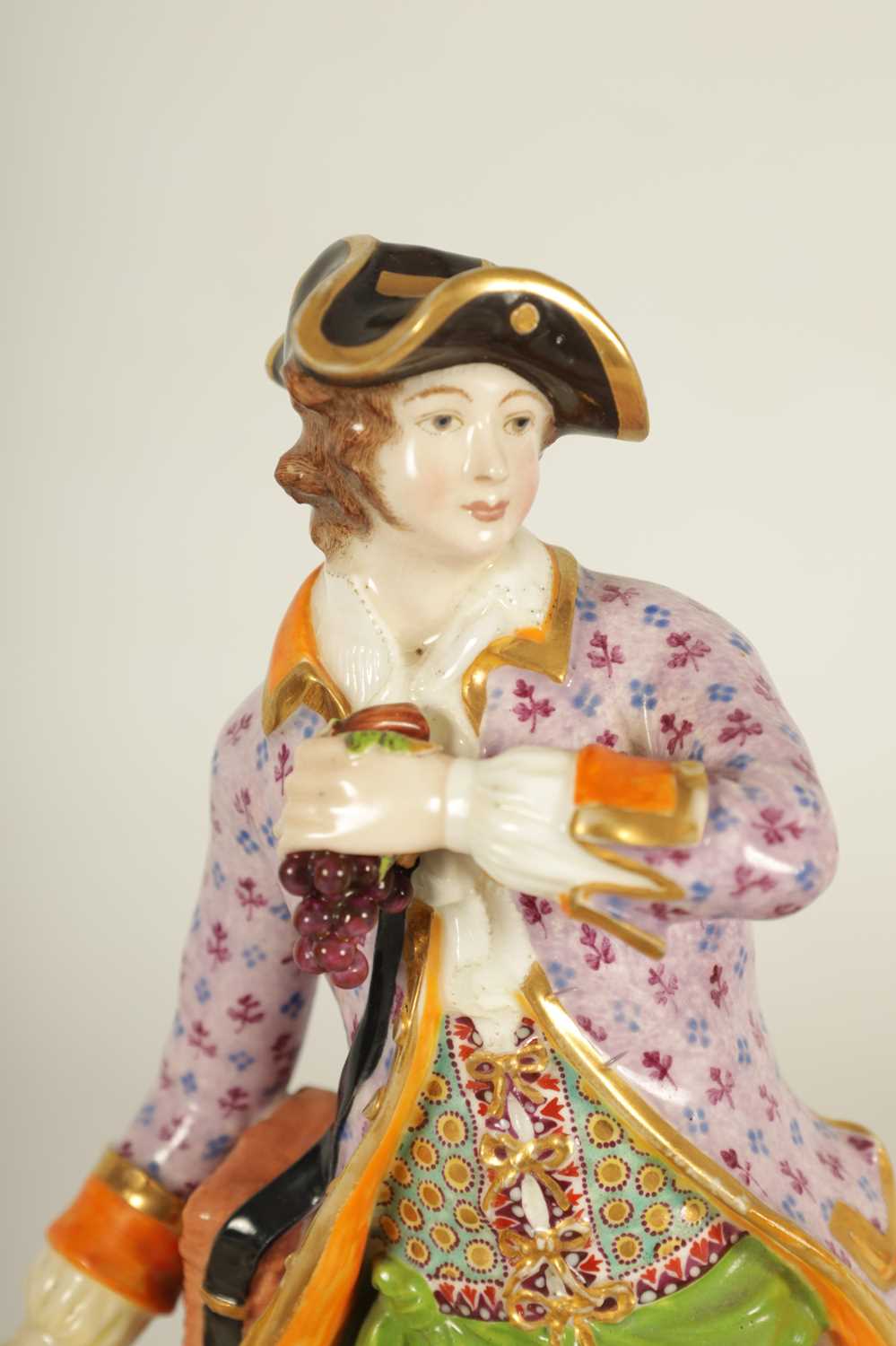 A PAIR OF EARLY 19TH CENTURY MINTON PORCELAIN FIGURES - Image 4 of 7