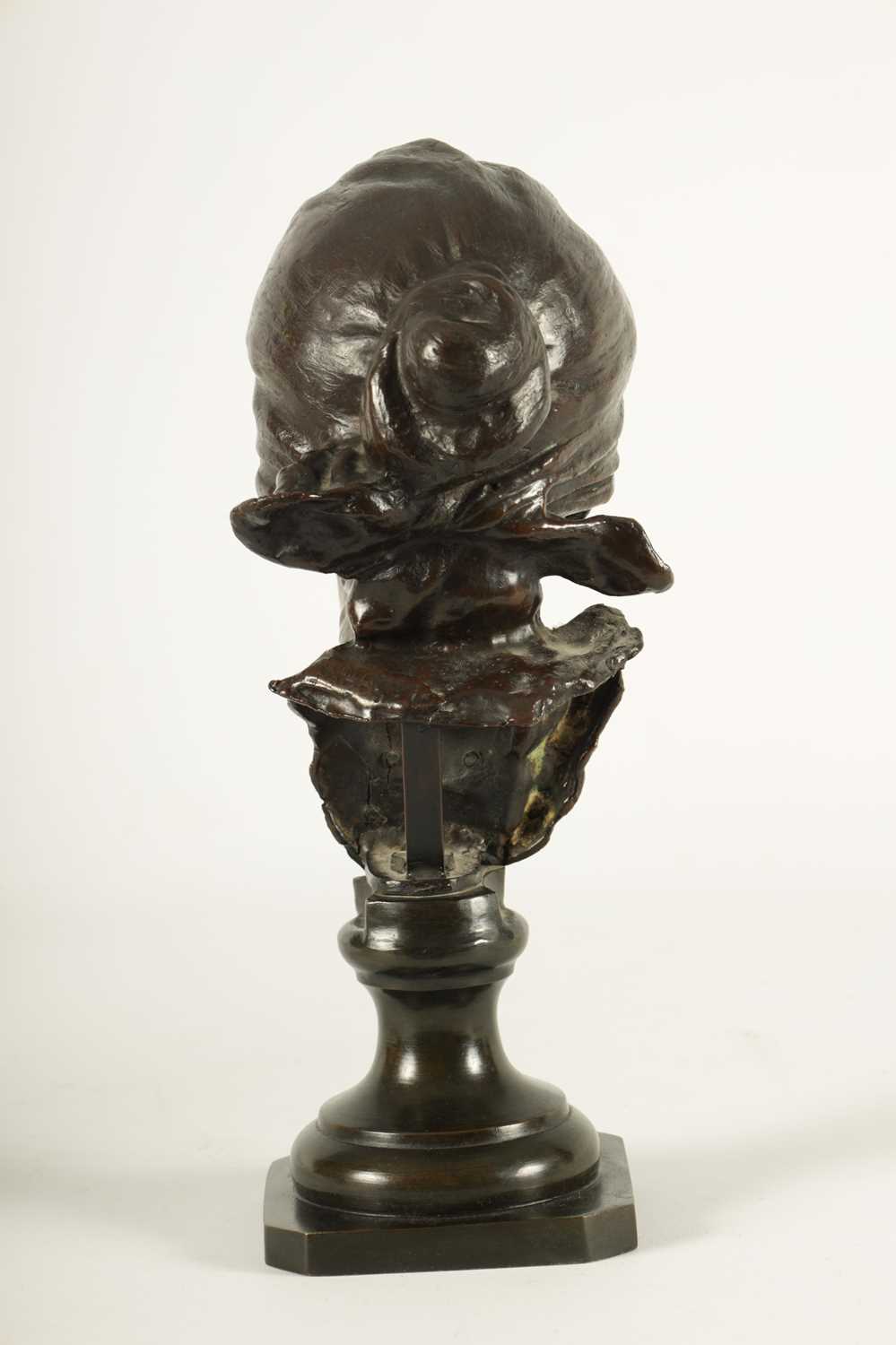 A LATE 19TH CENTURY NEAPOLITAN BRONZE BUST - Image 5 of 7