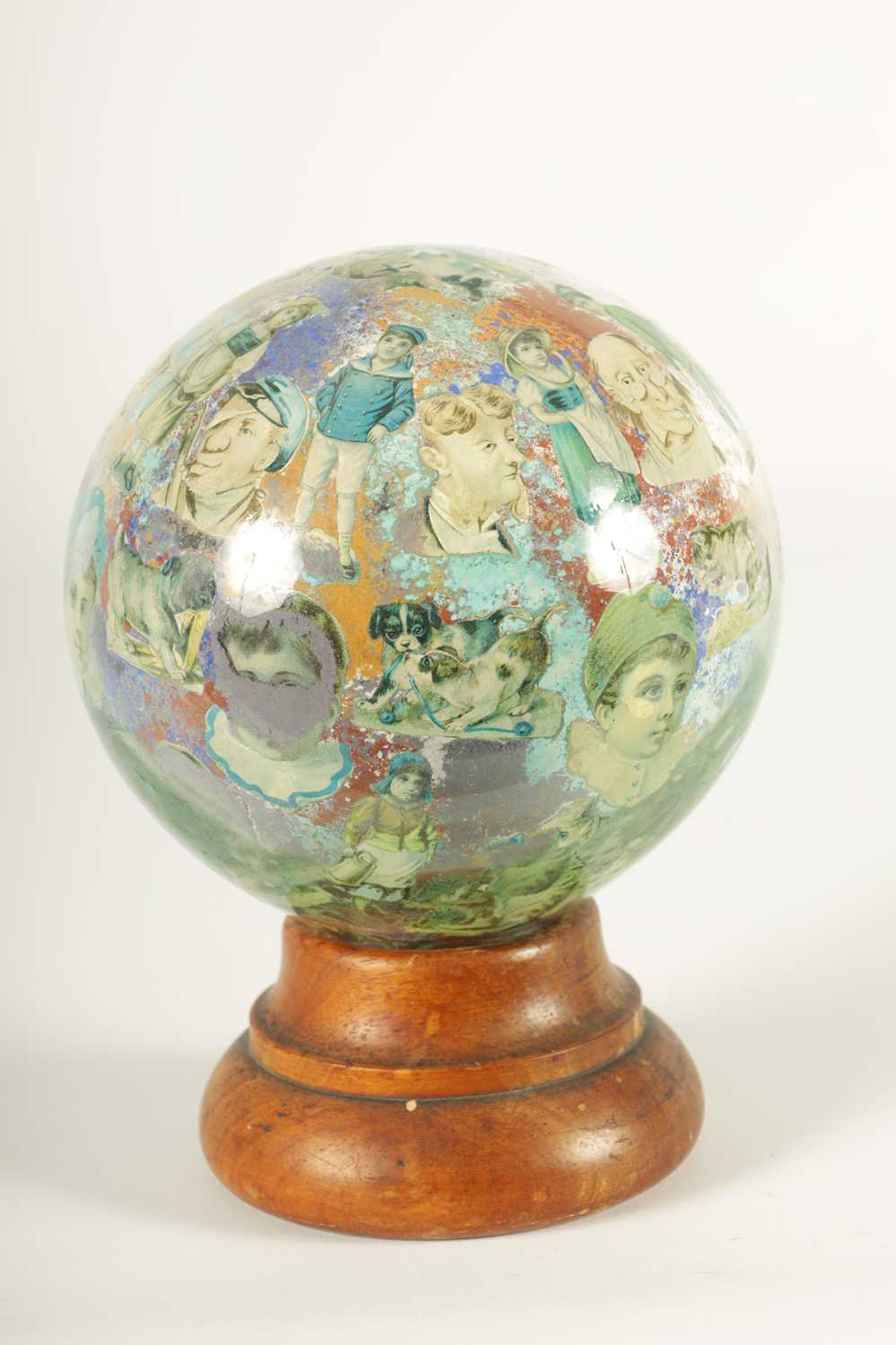 A RARE 19TH CENTURY DECALCOMANIA GLASS GLOBE - Image 5 of 13