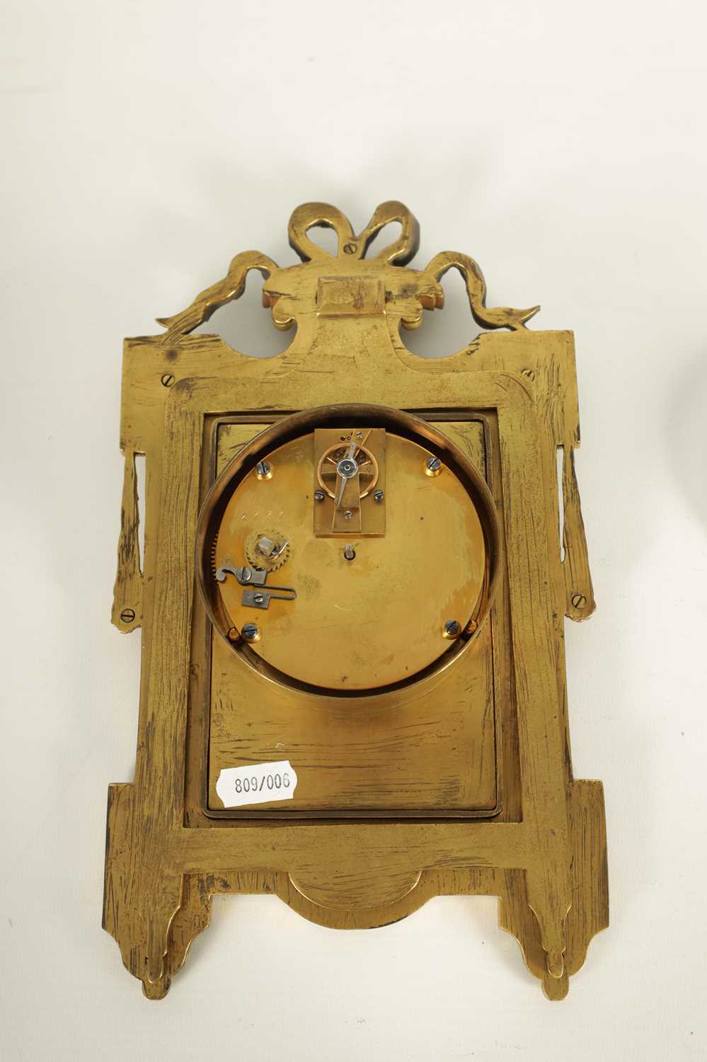 A LATE 19TH CENTURY FRENCH BRONZE AND ORMOLU STRUT CLOCK - Image 8 of 9