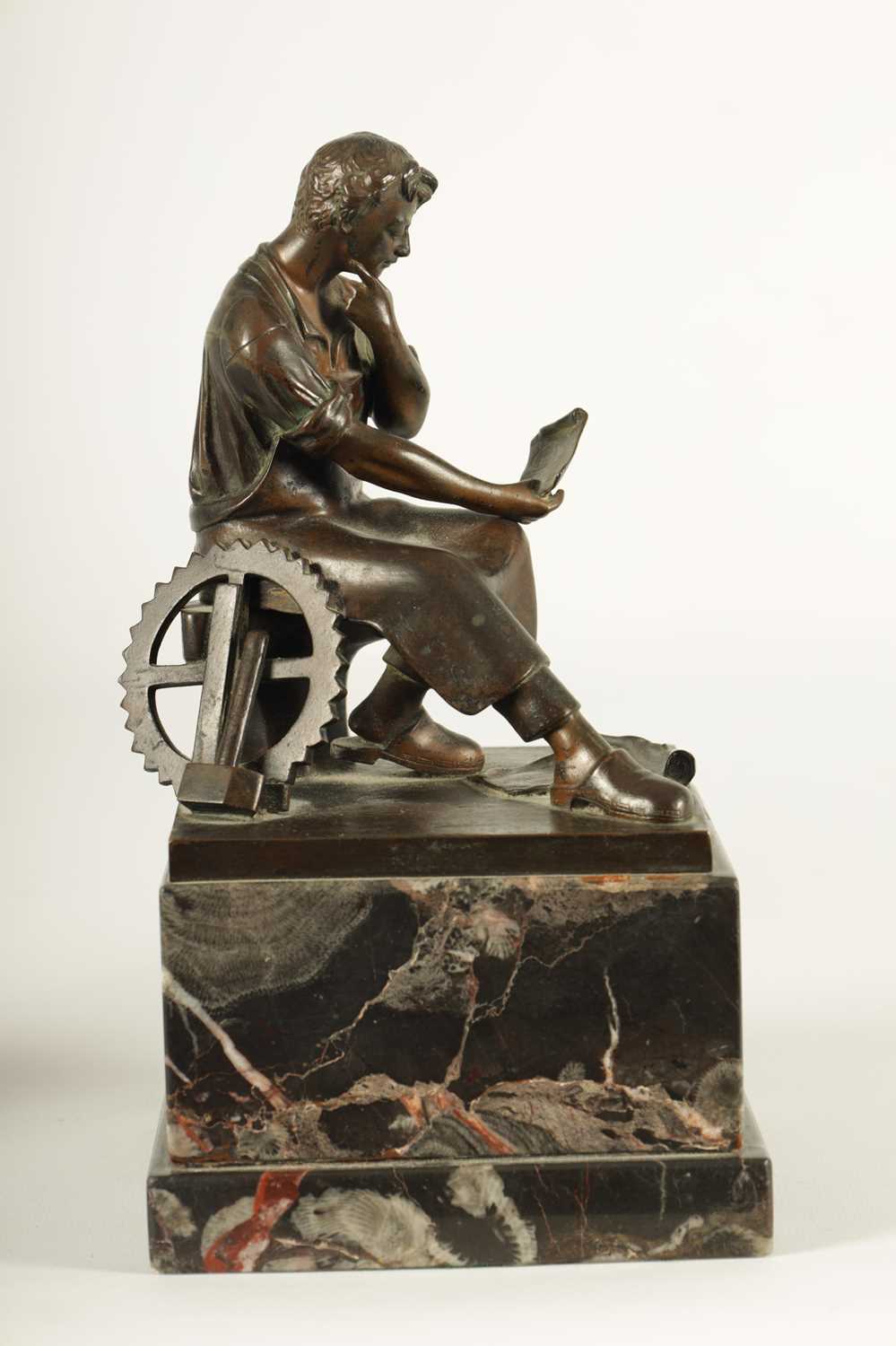 AN EARLY 20TH CENTURY FIGURAL BRONZE SCULPTURE OF AN INDUSTRIALIST - Image 7 of 11