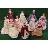 Collection of 10 Worcester figurines Street Sellers Apple, Queen of Hearts 880 12500, Georgia