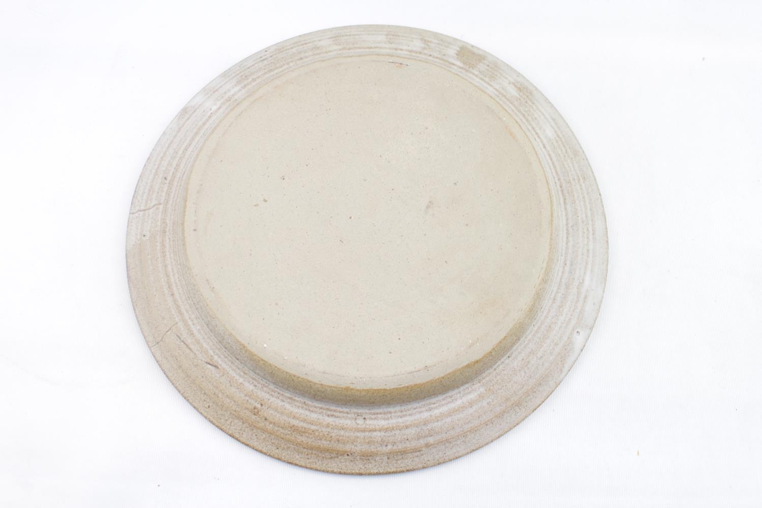 Studio Pottery Charger with Wren decoration 36cm in Diameter - Image 2 of 2