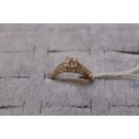 Ladies 9ct Gold Cocktail ring with stone setting Size T 3.8g total weight