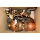 Collection of Copper and metal ware inc. Spittoon, Servants Bell etc