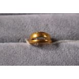 2 22ct Gold Wedding bands 5.6g total weight
