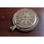 Sterling Silver compact with applied filigree decoration 67g total weight