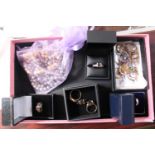 Collection of assorted 9ct and other Jewellery 23g total weight and assorted Jewellery