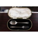 Good Quality Silver Spoon & Fork Christening set Sheffield 1901 48g total weight