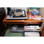 20thC Drop leaf coffee table with single drawer