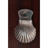 Early Shell design Scallop Tea Caddy spoon with Chaised decoration